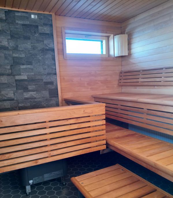 Tyylikkäästi saneerattu sauna